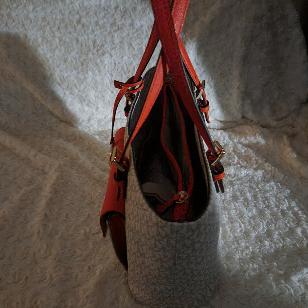 Michael Kors Cream and Orange Tote - Picture 8 of 10